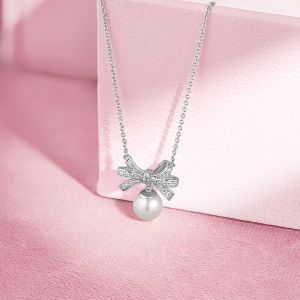 ZHOU LIU FU 周六福 S925 Sterling Silver Pearl Pendant Necklace with Bowknot Design Classic Elegant Jewelry Gift for Women 40+5cm J0615230