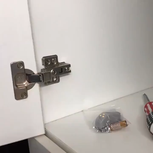 BLIVO โคมไฟบานพับ LED อัตโนมัติ ใช้แบตเตอรี่ อเนกประสงค์ แบบพกพา สร้างสรรค์ 2 แบบ สําหรับตู้เสื้อผ้า