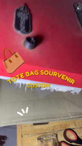 Totebag Custom Bahan Polyester D3000 Tebal Cetak Sablon Custom Ada Kantong Depan BESAR - Tas Tote Bag Laptop Kuliah Fashion Tas Belanja Kuliah Seminar Souvenir