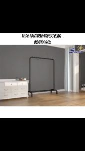 GANTUNGAN BAJU PORTABLE STAND HANGER BIG STAND HANGER RAK GANTUNG BAJU GAWANGAN JEMURAN/ GANTUNGAN BAJU / BIG STAND HANGER SINGLE / RAK GAWANGAN BAJU CELANA TAS STAND HANGER JEMURAN BAJU /GANTUNGAN BAJU/RAK BAJU TERBUKA / BIG STAND HANGER BLACK