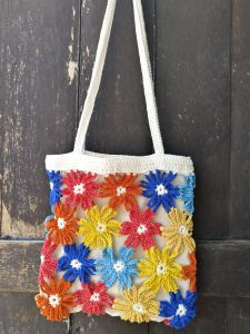 กระเป๋า ถุงผ้า งานแฮนด์เมด💯%  มีซับในและกระดุมแม่เหล็ก