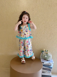 🌸 ชุดเซ็ทเด็กหญิงน่ารัก 2025 ใหม่! สายเดี่ยวลายการ์ตูน + กางเกงขาสั้น + เดรสลายดอกซัมเมอร์ 🌺