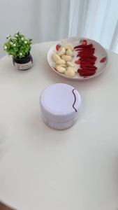 Mini Chopper Manual / Blender Mini Tarik Serbaguna / Pencacah Pemotong Bawang Cabai Multifungsi