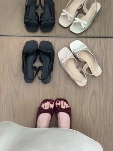 Dép Nữ Mùa Hè Kiểu Pháp Mới Chất Liệu PU Kiểu Dáng Hàn Quốc Đế Bằng Mũi Tròn Dễ Mang Thoáng Khí Gót Thấp.