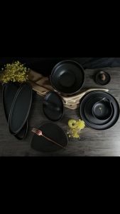 Đĩa ăn Beefsteak sứ cao cấp màu đen mờ kiểu dáng hột xoài - Cast Black