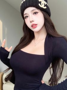 GUZILIAN | Slim Fitting Undershirt for Women