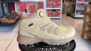 Sepatu Safety Black Yak 02D BOA Cream - Sepatu Sport Safety Blackyak 02 D Cream