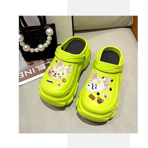 LHMoonlight สินค้าใหม่ รองเท้าแตะแบบสวมแฟชั่น งานสวยสวมสบาย ราคาน่ารักมาก ฟรีตัวติดการ์ตูนสุดเก๋ แบบใหม่แบบสับมาก ทรงสวยสวมสบาย รุ่นนี้ทำความสะอาดง่าย ไม่อยากพลาดกดสั่งในตะกร้าได้เลย