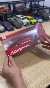 Mô Hình Xe Ôtô Kim Loại 1/24 Siêu Xe FERRARI PUROSANGUE Dùng Để Trưng Bày Bàn làm Việc