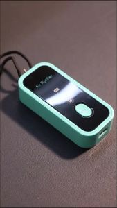 เครื่องฟอกอากาศแบบพกพา คล้องคอได้พกพาสะดวก ใช้ได้ทั้งเด็กและผู้ใหญ่ สามารถชาร์จ USB ได้ มี 3 สี สินค้าพร้อมส่ง