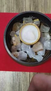 White Quartz Stone: A Natural Healing Tool for Spiritual Growth & Cleansing