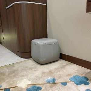 Accessible Luxury Leather Shoe Changing Stool Low Stool Sofa Stool Pedal Home Doorway Creative Leather Stool Scandinavian Style Foot Bench