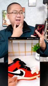 Khăn lau giày sạch nhanh Quick Wipe Sneak3r công nghệ Oxi Aciton