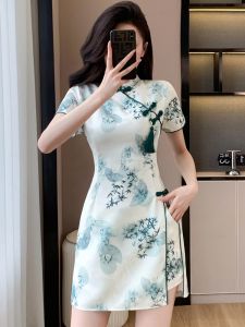 ชุดเดรสและกางเกงขาสั้นลายดอกไม้สไตล์ชาติพันธุ์จีนใหม่ฤดูร้อนปี 2025 ชุดสองชิ้นสำหรับผู้หญิงจาก HanZhu ทรงหลวม สไตล์หวาน