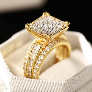 Huitan Gorgeous Women Ring Gold Color Geometric Shaped Luxury Wedding Party Accessories Inlaid Sparkling CZ Lady Chic Jewelry