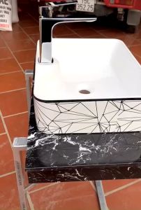 Bàn Đá Đặt Lavabo (kèm khung chân inox) size 70x44 loại cho vòi gắn trên chậu