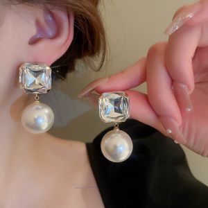 Elegant Square Artificial Pearl Stud Earrings with Embedded Diamonds Silver Needle Fashionable Versatile Womens Jewelry