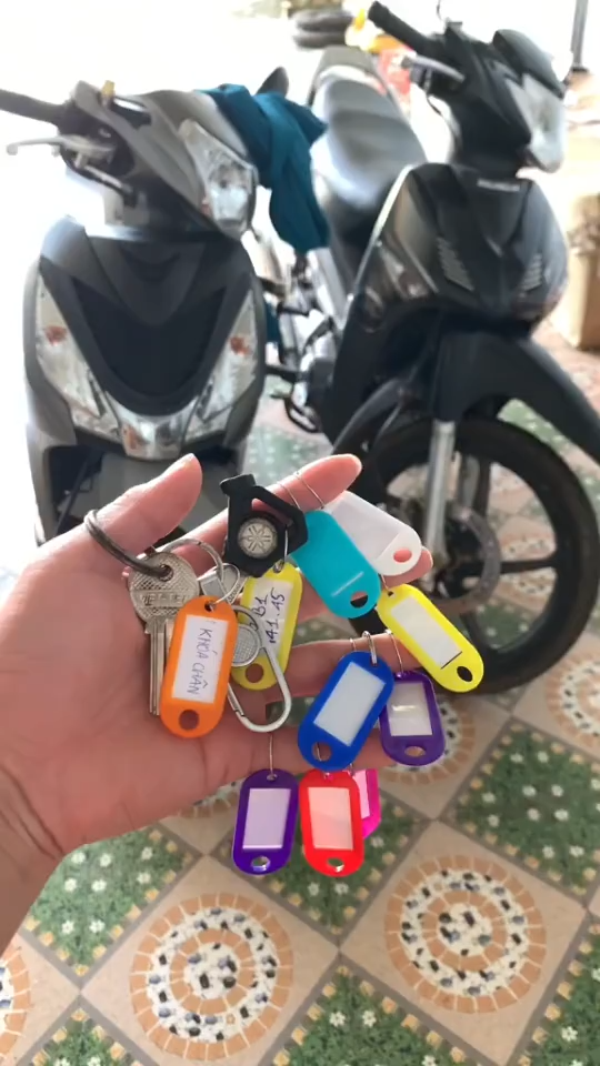 200 Chiếc móc chìa khoá đựng thẻ/móc khoá treo thẻ/móc thẻ/móc treo thẻ sinh viên