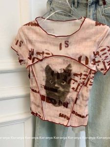 เสื้อยืดแขนสั้นผ้าตาข่ายผสมสีสันสดใสทรงเข้ารูปสำหรับผู้หญิงในช่วงฤดูร้อน เสื้อเชิ้ตทรงเข้ารูปแบบใหม่สำหรับสาวหวานและเผ็ดร้อน