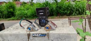 KUNCI KONTAK HONDA CG 125 CB 100 SET RING PEMANIS DAN PANGKON DUDUKAN BREKET BRECKET TEMPAT KUNCI KONTAK 4 KABEL ARUS DC AC KABEL 4 KUNCI KONTAK HONDA CB100 CG100 SER RING MUR PEMANIS MANISAN KUNCI CROM DAM KUNINGAN SET PANKON KUNCI KONTAK CB GL MP TIGER