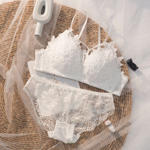 White Intimates Womens Ultra-Thin Small Chest Push up Breast Holding Young Adult Push-up Suit Chest Slimming Bra for Students