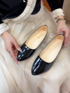 LALA  Korean Loafers Shoes For Women Fashionable Design Flat Doll Shoes