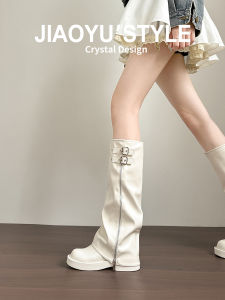 รองเท้าบูทหุ้มข้อหนังแท้สุดเก๋สไตล์ยุโรป ฤดูใบไม้ร่วง 2024 ทรงหัวมน ส้นสูงปานกลาง วัสดุด้านนอกเป็นหนังวัวสองชั้น