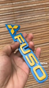 EMBLEM MOBIL FUSO VARIASI MOBIL MITSUBISHI DENGAN VARIASI TIMBUL 3D BAHAN FIBERGLASS