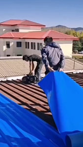 Self-Adhesive Roll Roofing Waterproof Tape Sticker for Color Steel Roof Tiles Leak Repair Anti-Aging Sun-Resistant Renovation Durable Heat Insulation