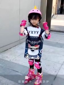 ฟิลเลอร์ หมวกกันน็อคเด็ก (3-14 ปี) คุณสมบัติของปกรณ์ป้องกันเด็ก ชุดเจ็ดชิ้น อุปกรณ์เซฟตี้เด็ก