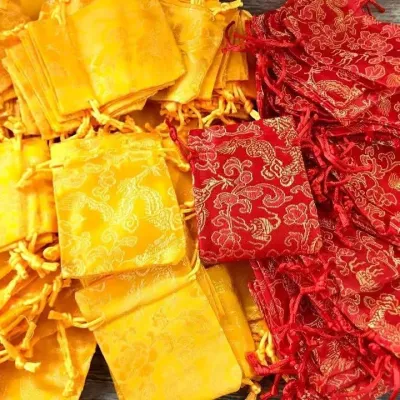 Túi gấm dạng rút