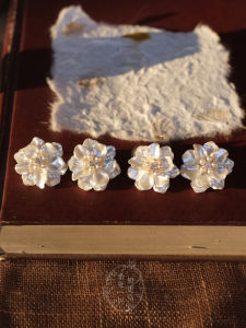 Elegant Vintage French Gentle Girl 3D Flower Ear Cuff No Piercing Mosquito Coil Ear Clip Fashion Jewelry Accessories