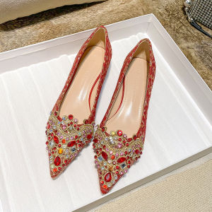 รองเท้าแต่งงานสีแดงสำหรับผู้หญิง รองเท้าแต่งงานแบบสองชุด รองเท้าแตะส้นหนา พื้นแบน ไม่ลื่น รองเท้าแต่งงานฤดูใบไม้ผลิปี 2024 รองเท้าแต่งงานแบบสวมสบายสำหรับคู่รัก