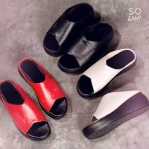 Sendal Wedges Wanita Terbaru Model Elegan Simpel Motif Tali Rempel Jahit