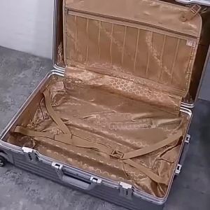 [ FREE BONUS ] Travel Pouch Mini Bag Organizer Lucu Karakter Bear Tas Serut / Pouch Storage Penyimpanan Kosmetik Alat Make Up Serbaguna Waterproof Anti Air