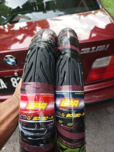 Ban motor vario 125 beat mio fino spin 80 90 dan 90 90 sepasang depan belakang