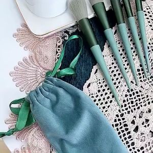 DR Kuas Make Up Set Lengkap Pouch Lembut Set Kosmetic Brush Makeup Powder Eye Shadow