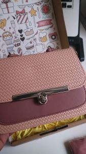 Bingkisan Lebaran Untuk Cewek Paket Hampers Kado Hadiah Box Gift Tas Dompet Jam Tangan