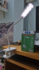 Đèn bàn dạng kẹp 1.8W pin sạc MPE LDL1