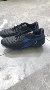 Sepatu Bola Anak DDR & Berkualitas Tinggi