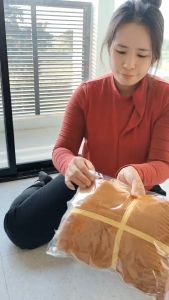 เสื้อไหมพรมสีเหลือง  เสื้อกันหนาวถวายพระ  เสื้อไหมพรมพระ เสื้อกันหนาวพระ ราคาประหยัด คุณภาพเยี่ยม