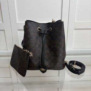 Drawstring casual anti-aging hand-held crossbody single-shoulder womens bag soft leather large capacity vintage bucket bag