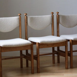 Retro Style Solid Wood Dining Chair with Lamb Fur Backrest for Home Use Creamy Style Makeup Chair Artistic Design Wooden Material