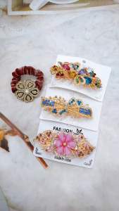 Combo 3 kẹp tóc đính đá giao mẫu ngẫu nhiên tặng kèm 1 dây cột tóc