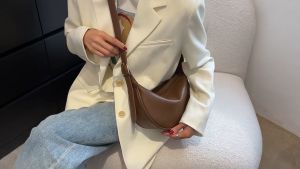 Homer Kathrisse PU Leather Casual Shoulder Bag: A Trendy Dumpling Bag for Women