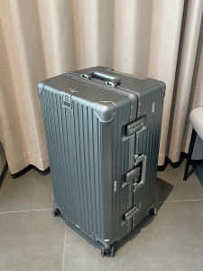 Super Large Capacity Aluminum Frame Luggage Bag 32 Inch Check-In Travel Suitcase with Brake Silent Universal Wheels 20 Inch Boarding Box