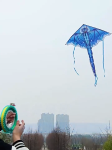 【Blinkin】พร้อมส่ง ว่าว ว่าวมังกรไฟ การ์ตูนว่าว1.2/1.4/1.8m าวไดนามิกพลาสติก สีสันสดใส บินง่าย ลายสวย