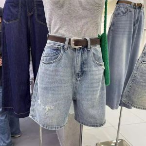 กางเกงขาสั้นผ้ายีนส์ขาดสไตล์ฮ่องกงเอวสูง ทรงหลวม ทรงตรง กางเกงขายาวห้าส่วน กางเกงขายาวทรงหลวมสำหรับผู้หญิง
