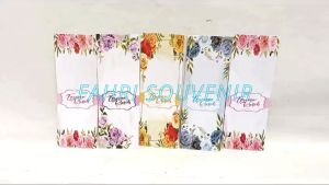 Alas Kertas Souvenir Sisir Besar dan Centong Magicom 50 Pcs