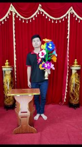Ảo Thuật Bình xuất hiện bông hoa